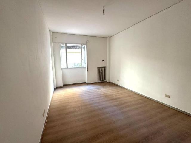 Appartamento in affitto a Roma via Tuscolana, 885, Cinecittà