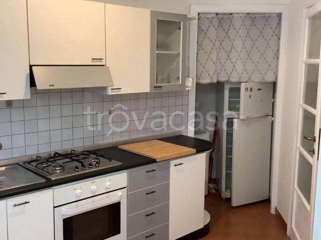 Appartamento in affitto a Roma via Tancredi Cartella, arredato, terrazzo, balcone TrovaCasa