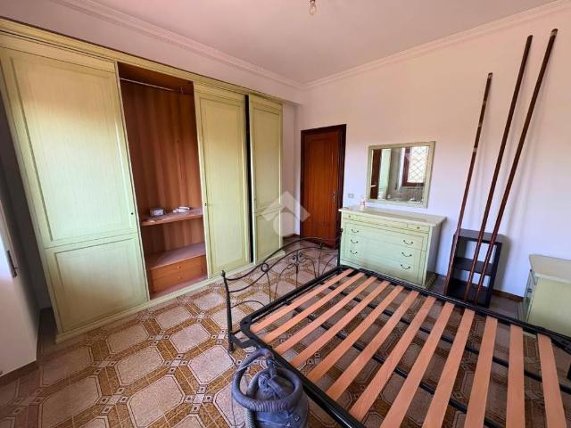 Appartamento in affitto a Roma via Vermicino, 60, parzialmente arredato, senza ascensore, balcone TrovaCasa