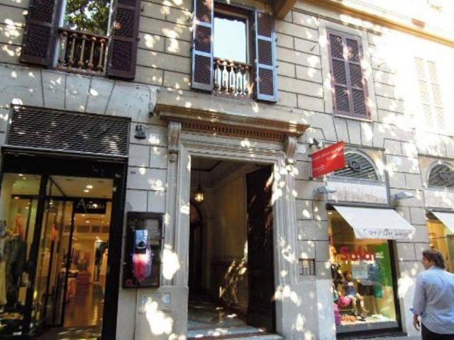 Appartamento in affitto a Roma via Vittorio Veneto, arredato, ascensore, ristrutturato TrovaCasa
