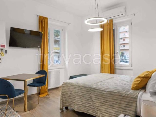 Appartamento in affitto a Roma via Volterra, Villa Fiorelli