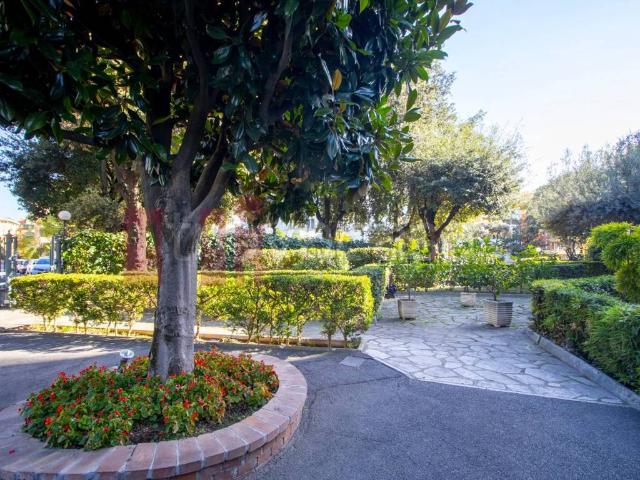 Appartamento in affitto a Roma viale di Villa Massimo, box, riscaldamento autonomo, parzialmente arredato TrovaCasa