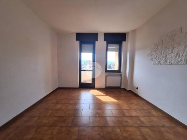 Appartamento in affitto a Romano Canavese via Romanello, 21, non arredato/vuoto, box, terrazzo TrovaCasa