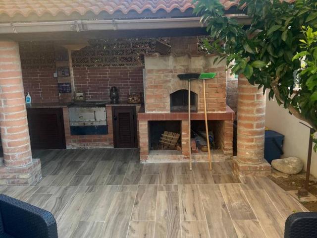Appartamento in affitto a Rometta ME