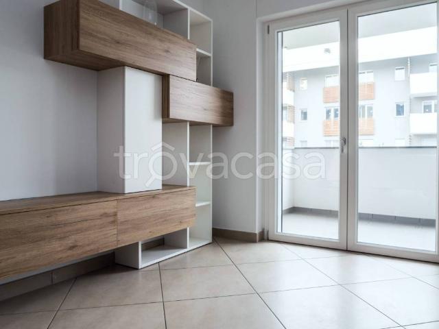 Appartamento in affitto a Rosate, arredato, box, terrazzo TrovaCasa