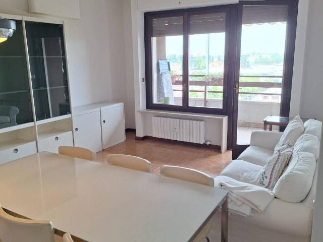 Appartamento in affitto a Rozzano MI