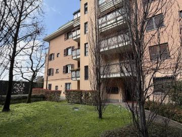 Appartamento in affitto a Rozzano MI
