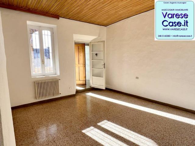 Appartamento in affitto a Sumirago via Camillo Benso di Cavour, 4, riscaldamento autonomo, buono stato, doppi vetri TrovaCasa
