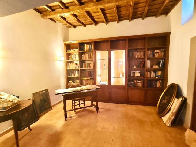 Appartamento in affitto a Sutri VT
