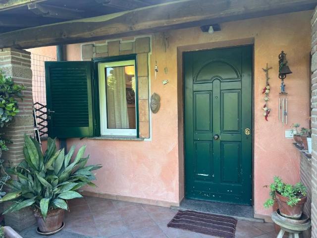 Appartamento in affitto a Sacrofano RM