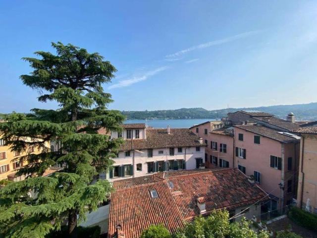 Appartamento in affitto a Salò BS