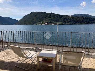 Appartamento in affitto a Sale Marasino BS
