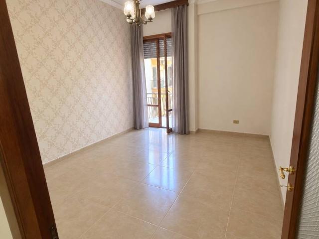 Appartamento in affitto a Salerno SA