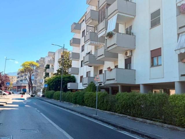Appartamento in affitto a Salerno SA