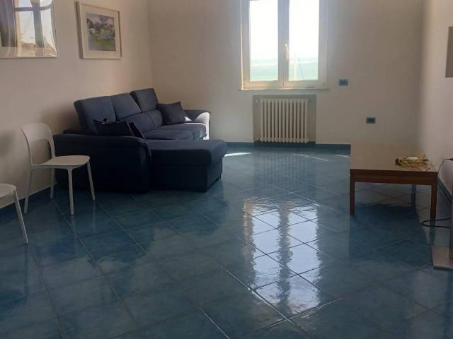 Appartamento in affitto a Salerno SA