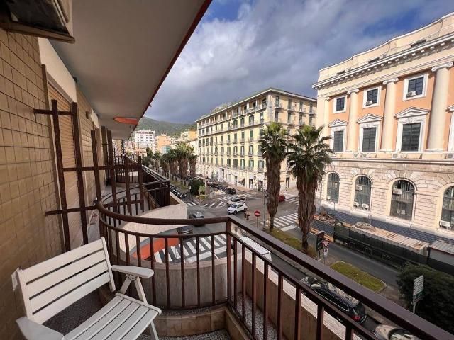 Appartamento in affitto a Salerno SA