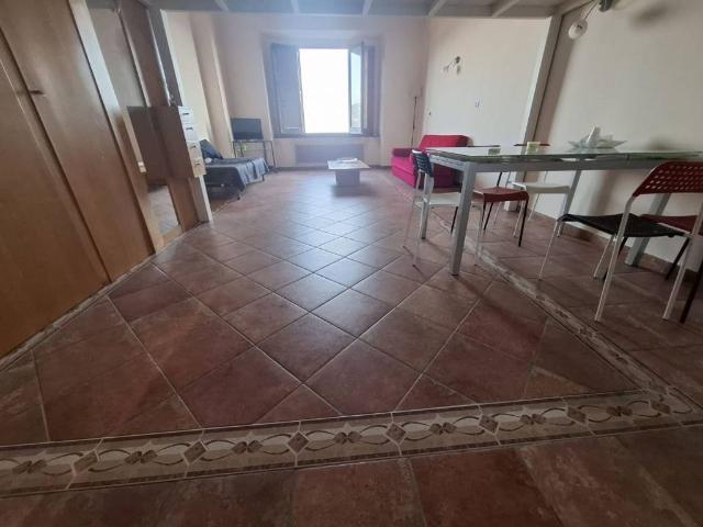 Appartamento in affitto a Salerno SA