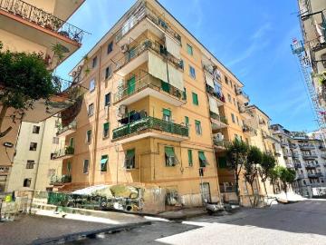 Appartamento in affitto a Salerno SA