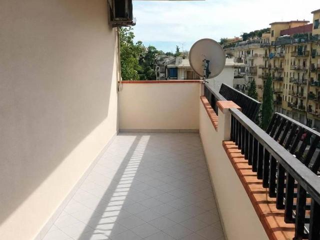 Appartamento in affitto a Salerno SA