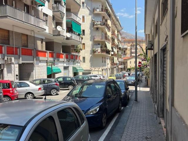Appartamento in affitto a Salerno, posto auto, box, riscaldamento autonomo TrovaCasa