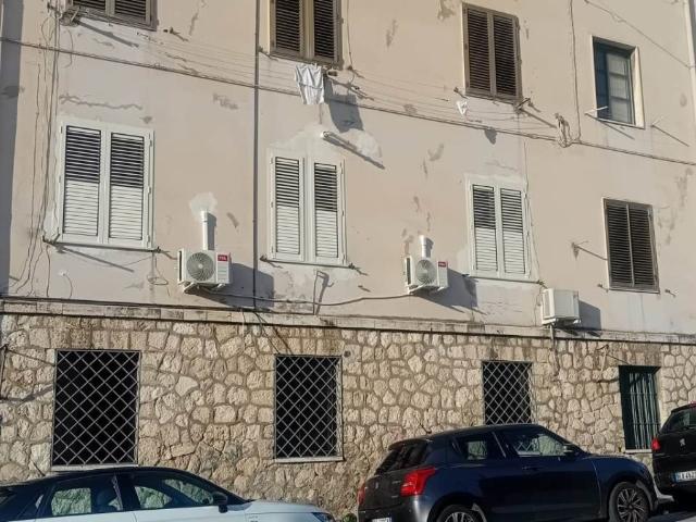 Appartamento in affitto a Salerno via mascia 14, arredato, centrale, cucina abitabile TrovaCasa
