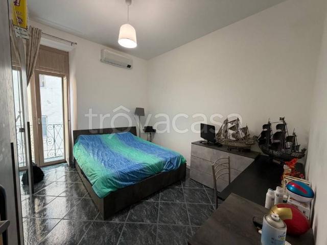 Appartamento in affitto a Salerno via Giacinto Farina, 14, non arredato/vuoto, terrazzo, balcone TrovaCasa