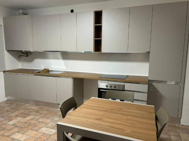 Appartamento in affitto a Samarate VA