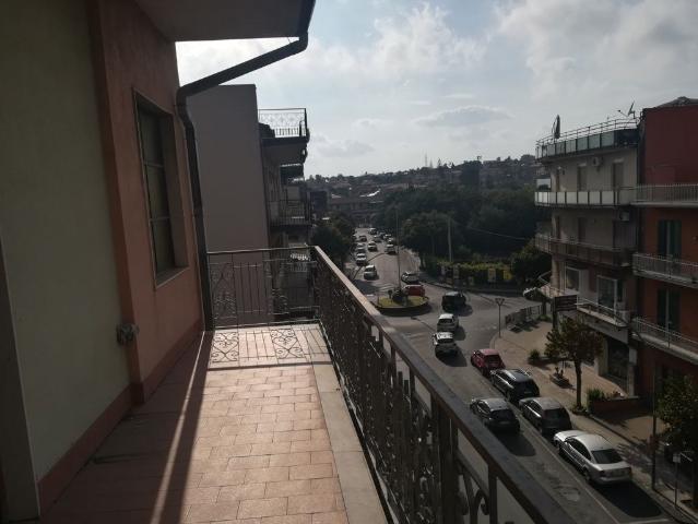 Appartamento in affitto a San Giovanni la Punta via Della Regione