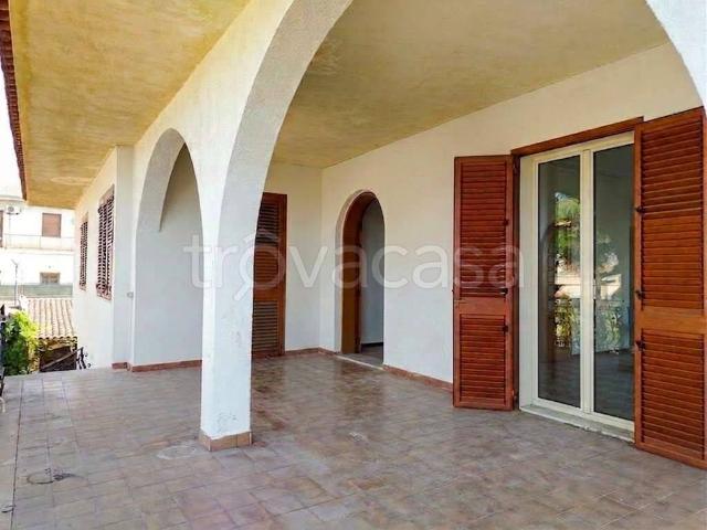 Appartamento in affitto a San Giovanni la Punta via Pier Luigi Deodato, non arredato/vuoto, terrazzo, riscaldamento autonomo TrovaCasa