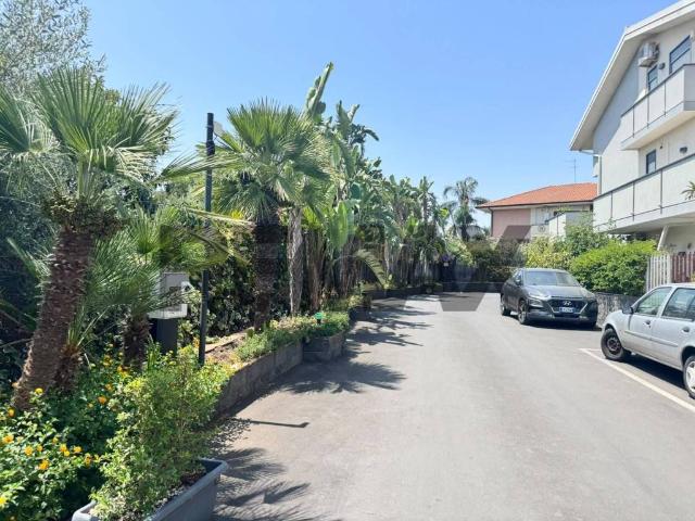 Appartamento in affitto a San Giovanni la Punta CT