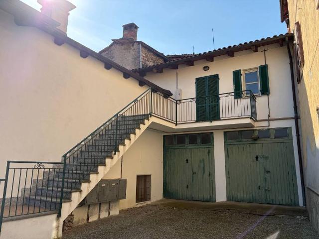 Appartamento in affitto a Sanfront CN