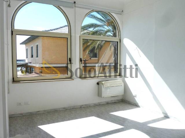 Appartamento in affitto a Sanremo IM