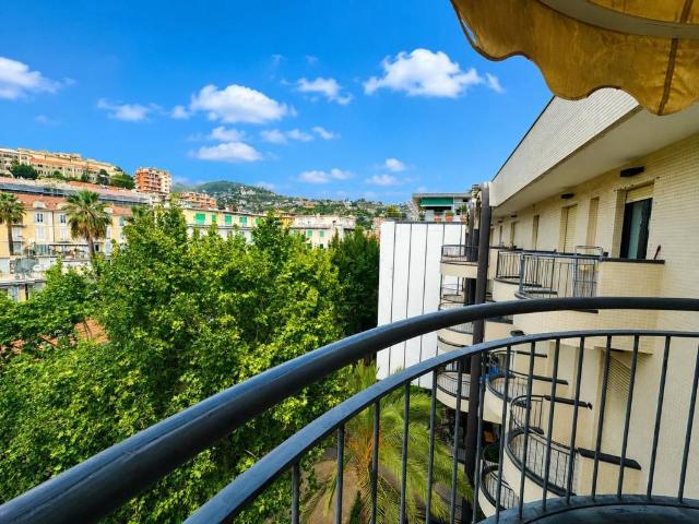 Appartamento in affitto a Sanremo IM