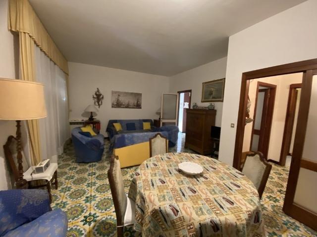 Appartamento in affitto a Santa Margherita Ligure, non arredato/vuoto, box doppio, buono stato TrovaCasa