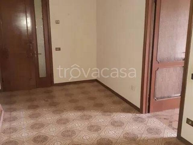 Appartamento in affitto a Santa Maria a Monte querce, luminoso, balcone, sala da pranzo TrovaCasa