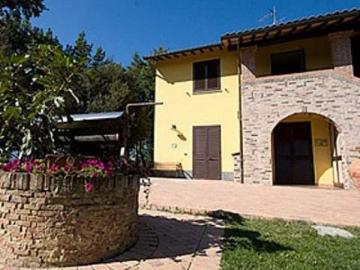 Appartamento in affitto a Santa Maria a Monte via Falorni, giardino privato, posto auto, riscaldamento autonomo TrovaCasa