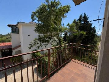 Appartamento in affitto a Santa Flavia PA