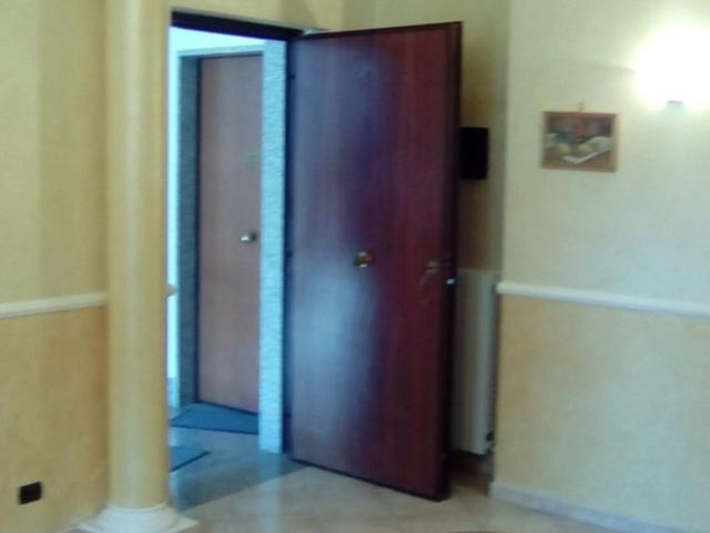 Appartamento in affitto a Sant'Antimo via dante alighieri, arredato, semicentrale, balcone TrovaCasa