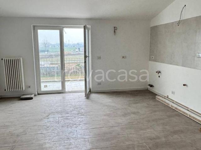 Appartamento in affitto a Santena via Toscana, 12, non arredato/vuoto, terrazzo, riscaldamento autonomo TrovaCasa