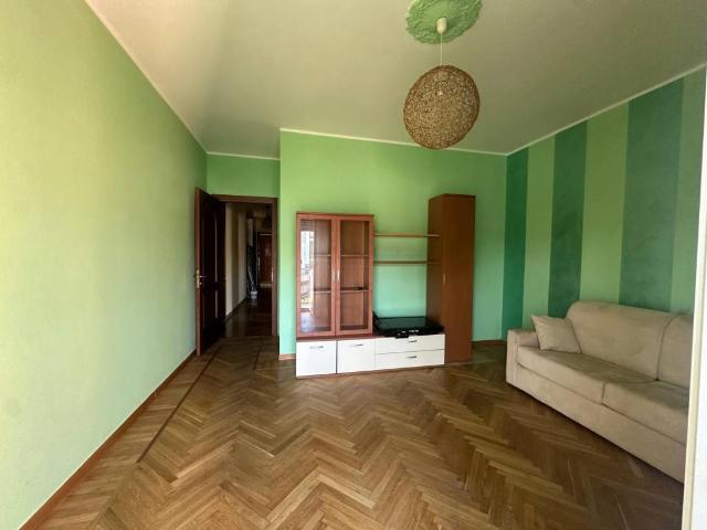 Appartamento in affitto a Santhià VC