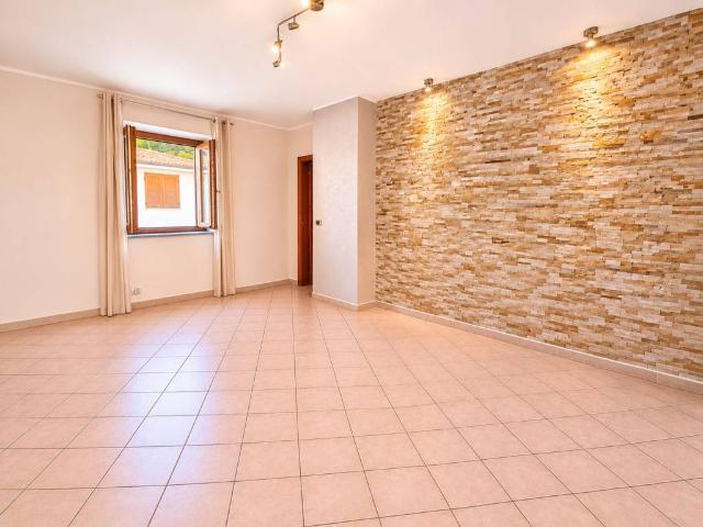 Appartamento in affitto a Santo Stefano Belbo CN