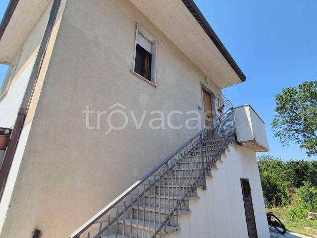 Appartamento in affitto a Santo Stefano del Sole via Provinciale, giardino privato, parzialmente arredato TrovaCasa