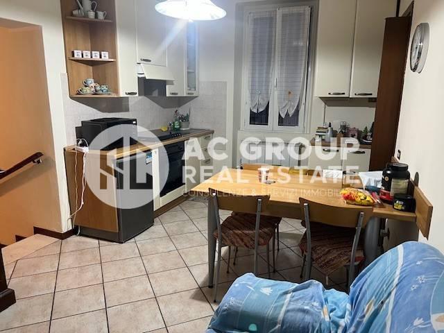 Appartamento in affitto a Saronno, arredato, centrale, balcone TrovaCasa