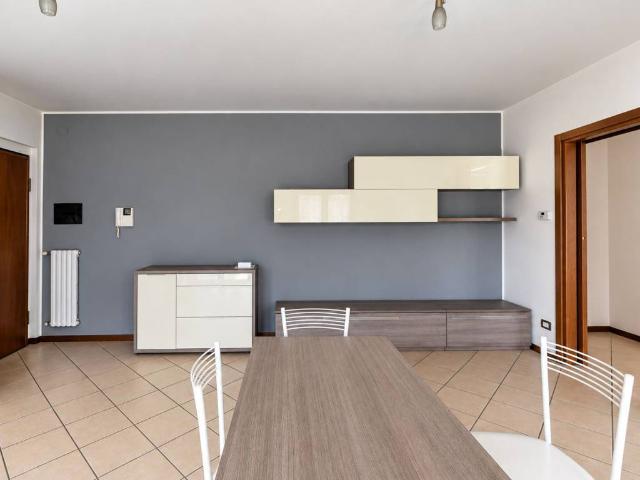 Appartamento in affitto a Saronno VA
