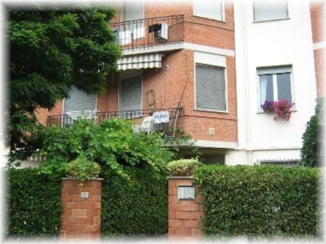 Appartamento in affitto a Sarzana, non arredato/vuoto, buono stato, balcone TrovaCasa