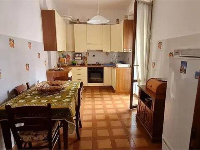 Appartamento in affitto a Sarzana SP