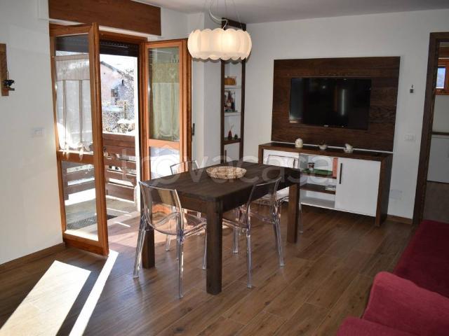 Appartamento in affitto a Sauze d'Oulx via Villaggio Alpino, 30, arredato, giardino privato, terrazzo TrovaCasa
