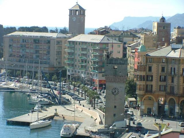 Appartamento in affitto a Savona SV