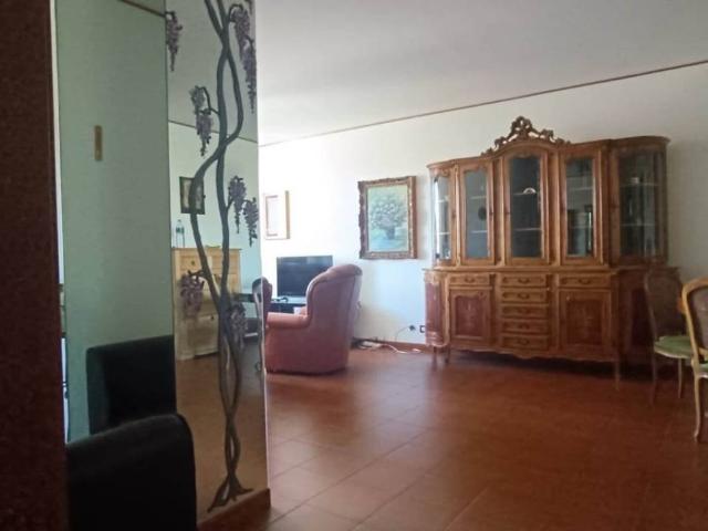 Appartamento in affitto a Savona SV