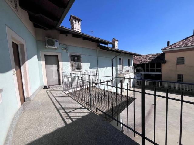 Appartamento in affitto a Scalenghe via Camillo Benso di Cavour, 3, arredato, centrale, angolo cottura TrovaCasa